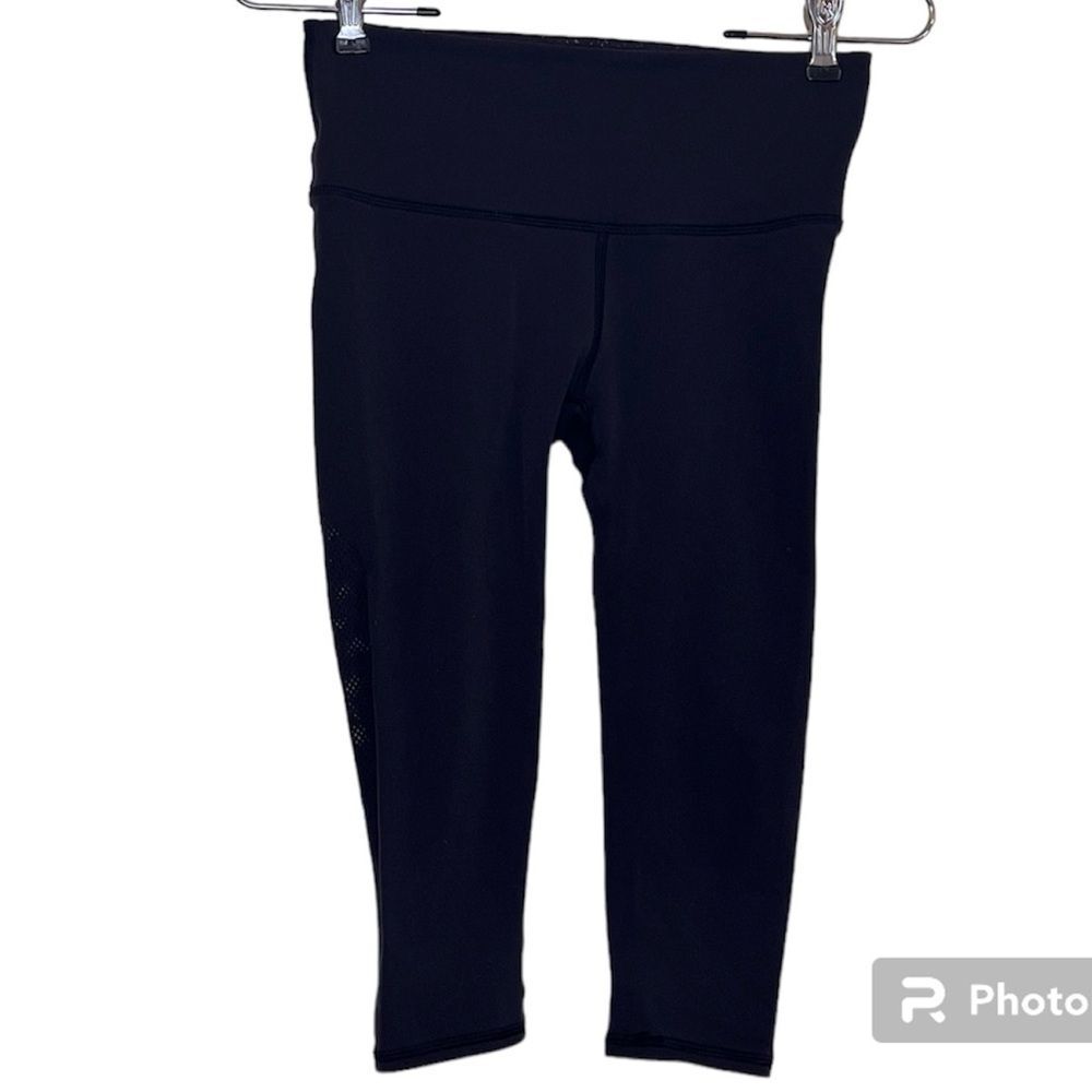 Lululemon - Black Leggings, No Tag, 25" Waist, 15" Inseam, Mesh Sides